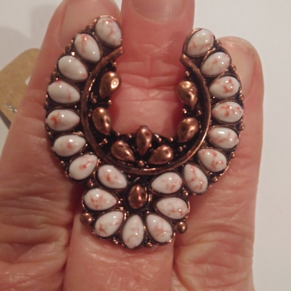 Native inspired Cuff Ring - Picture 2 of 3